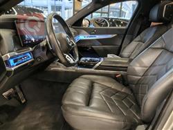 بی ئێم دەبڵیو سیریەس 7